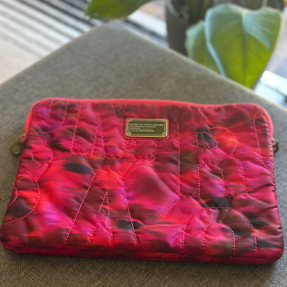 Marc By Marc Jacobs Fuchsia and Black Quilted Nylon Laptop Case